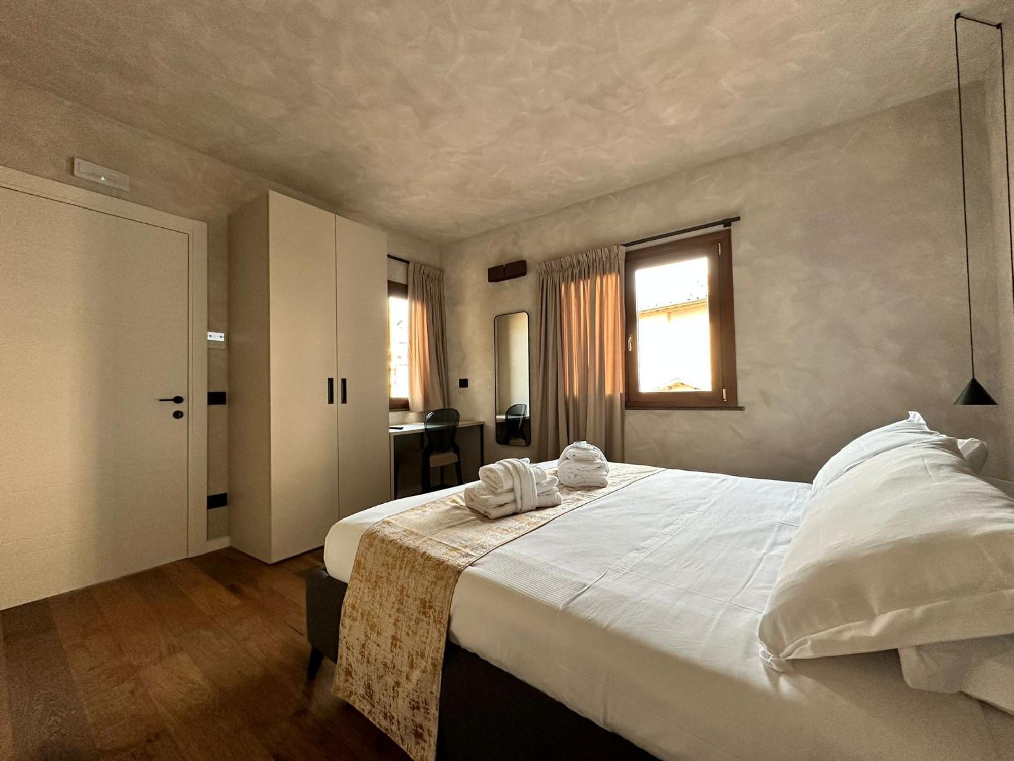 Residenza Leutari Hotel Рим Екстериор снимка